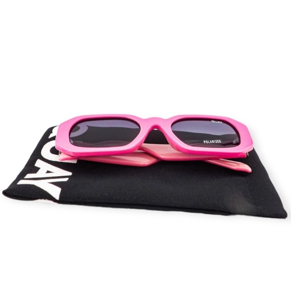 QUAY Hyped Up Sunglasses Polarized Pink Frame Smoke Lenses Retro NWT - Picture 6 of 15